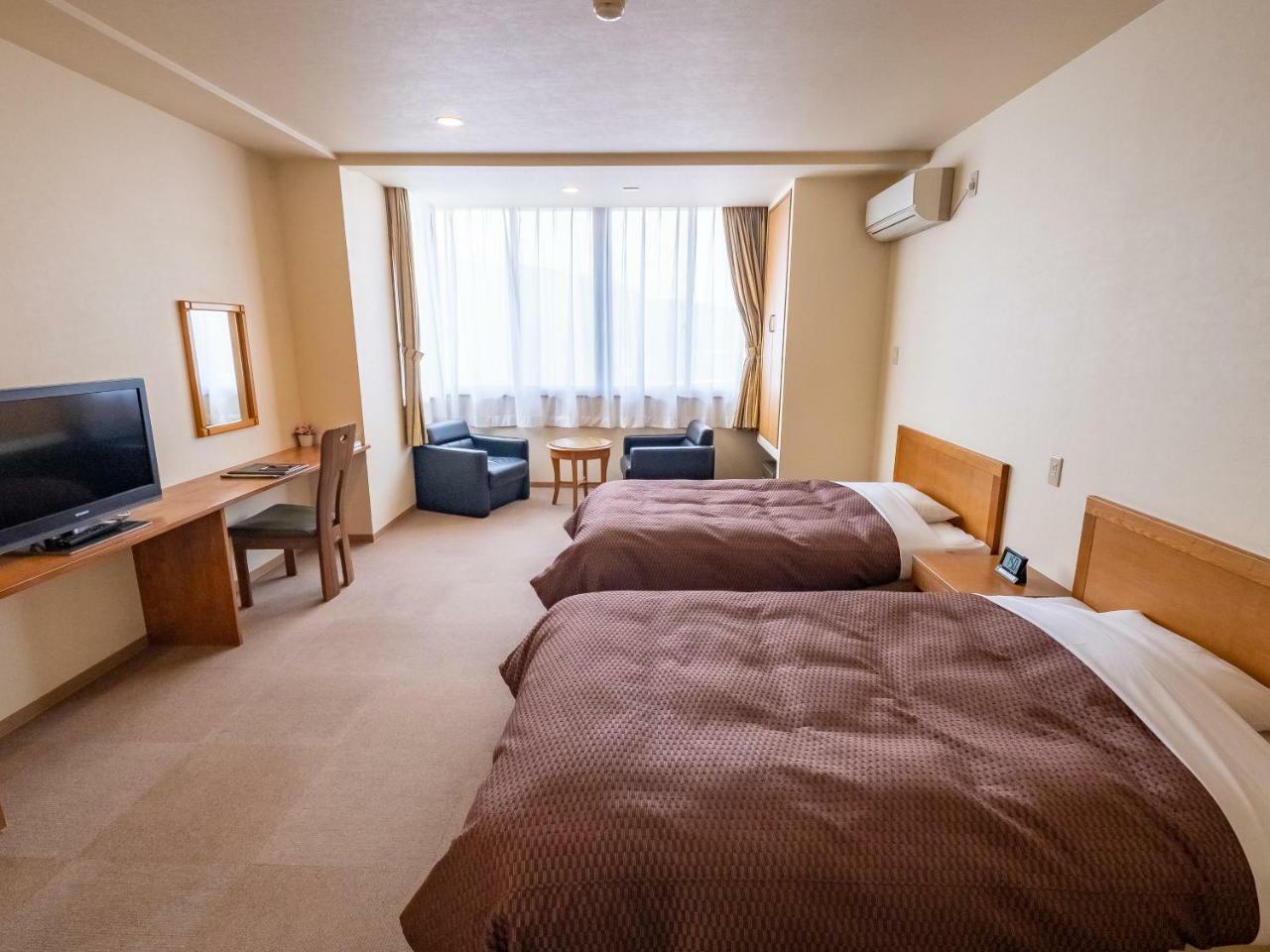 Gora Onsen Kasansui Hotel 3*